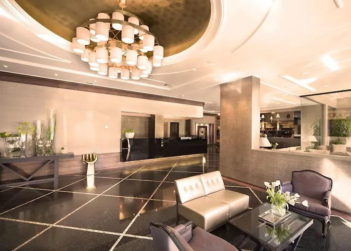 Hotel Real Parque